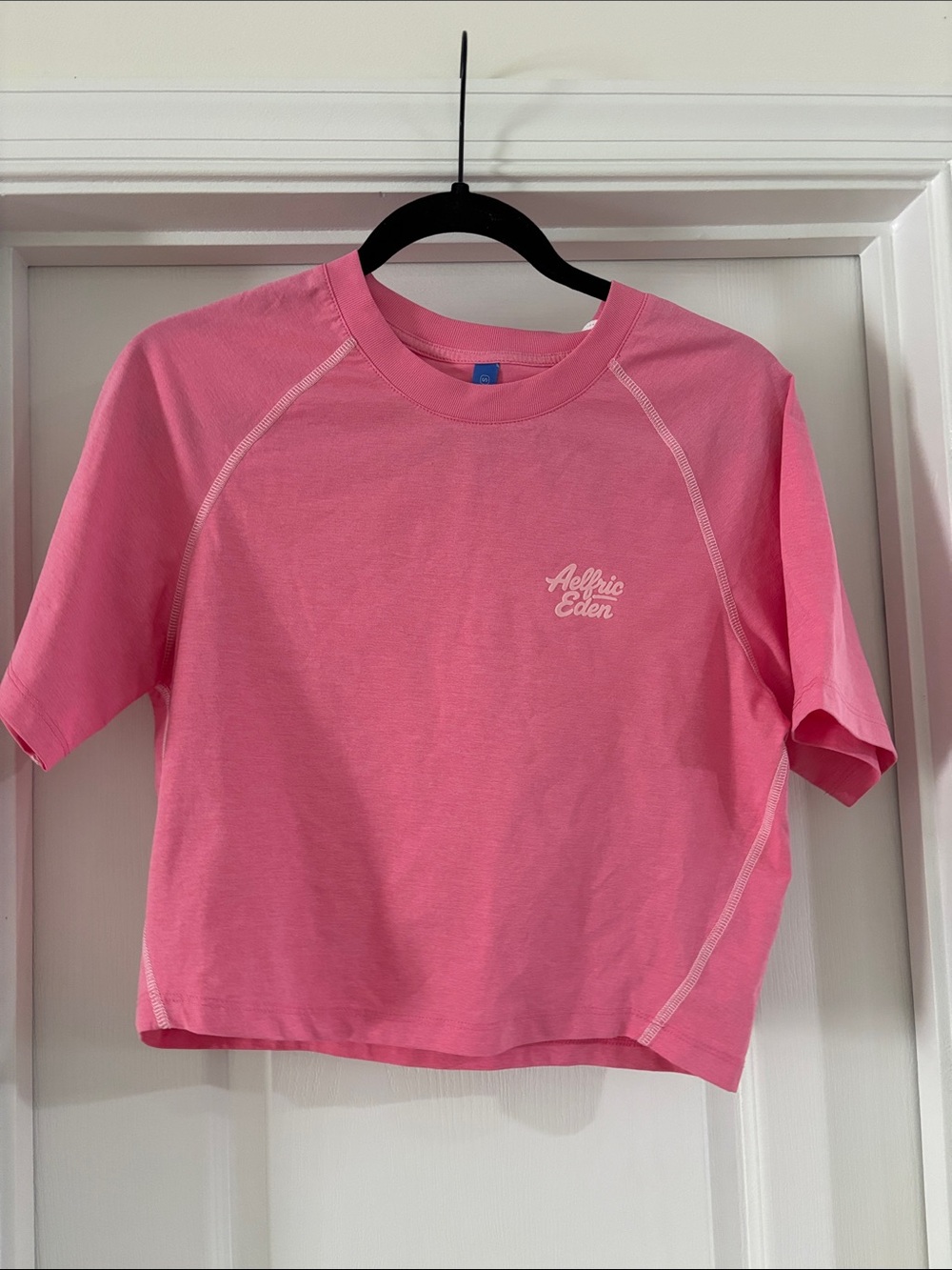 Aelfric Eden Bright Pink Short Sleeve Cropped Tee